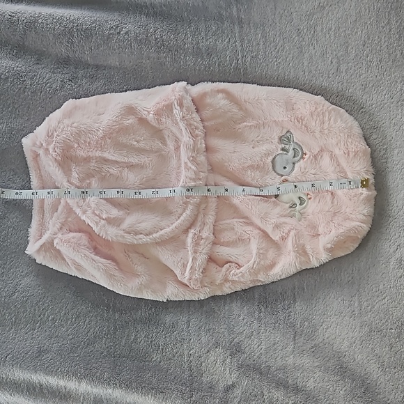 Blankets & Beyond Newborn Snuggle Swaddle - Picture 7 of 7